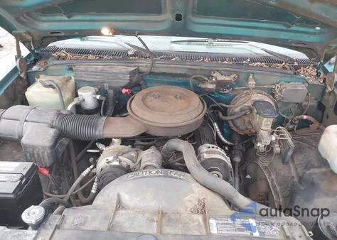 1994 Chevrolet Gmt-400 K2500 из США, поврежденный, VIN 1GCFK24H2RE229599